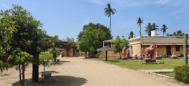 Arts & Crafts Village in Pondicherry, photo 25