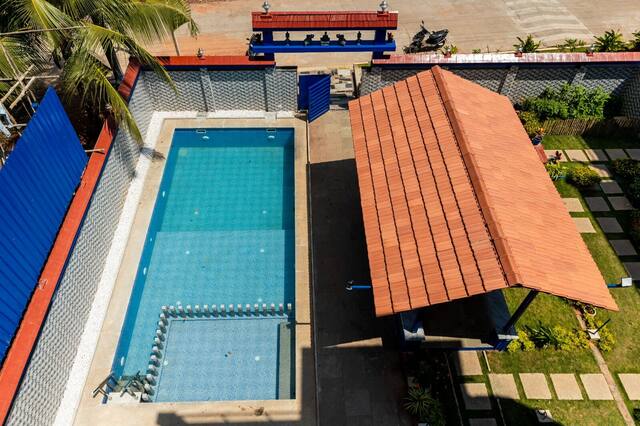 Rooms with Swimming Pool