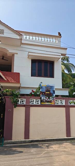 3BHK Portion photo 2